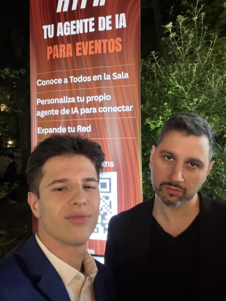 Luca and Cris in front of the Hypr banner, which reads: your AI agent for events